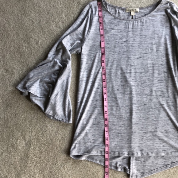 Split Back Top - Picture 9 of 9